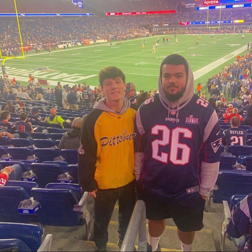 Meet your Posher, Luciano